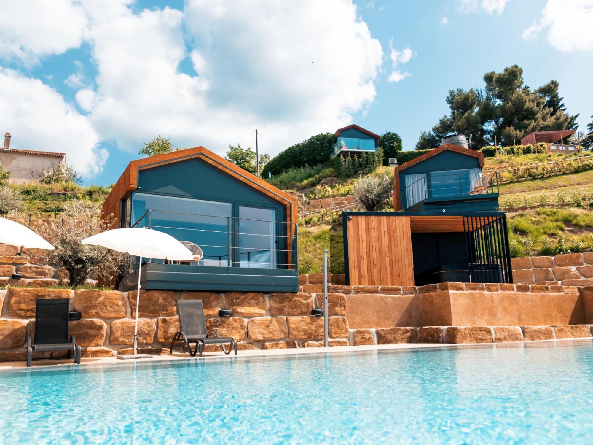 Wine Paradise - Glamping Resort Marezige Luaran gambar